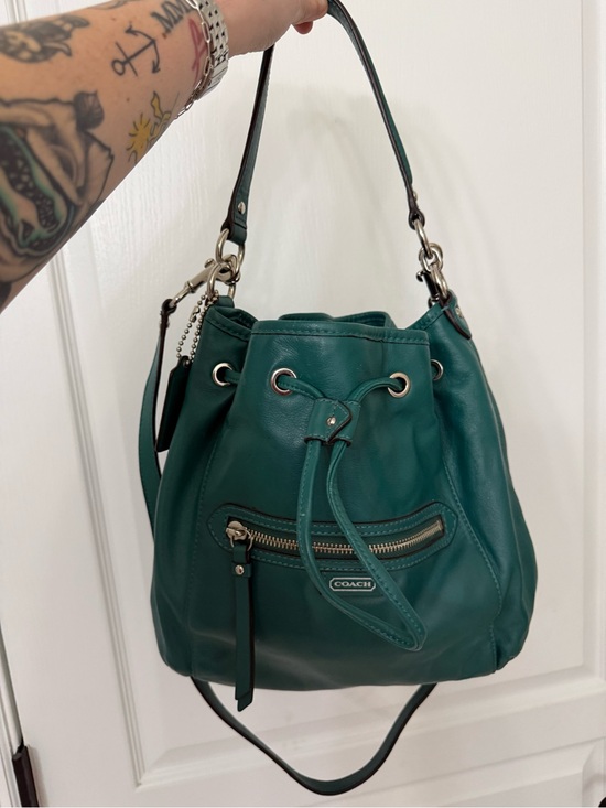 Coach Handbags - Coach 25661 Daisy Drawstring Convertible Leather Shoulder Bag